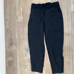 Lululemon Dance Studio crop pants